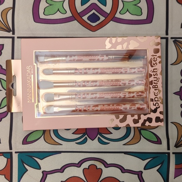 Manna Kadar Makeup Manna Kadar Beauty 5 Pc Rose Gold Leopard Print